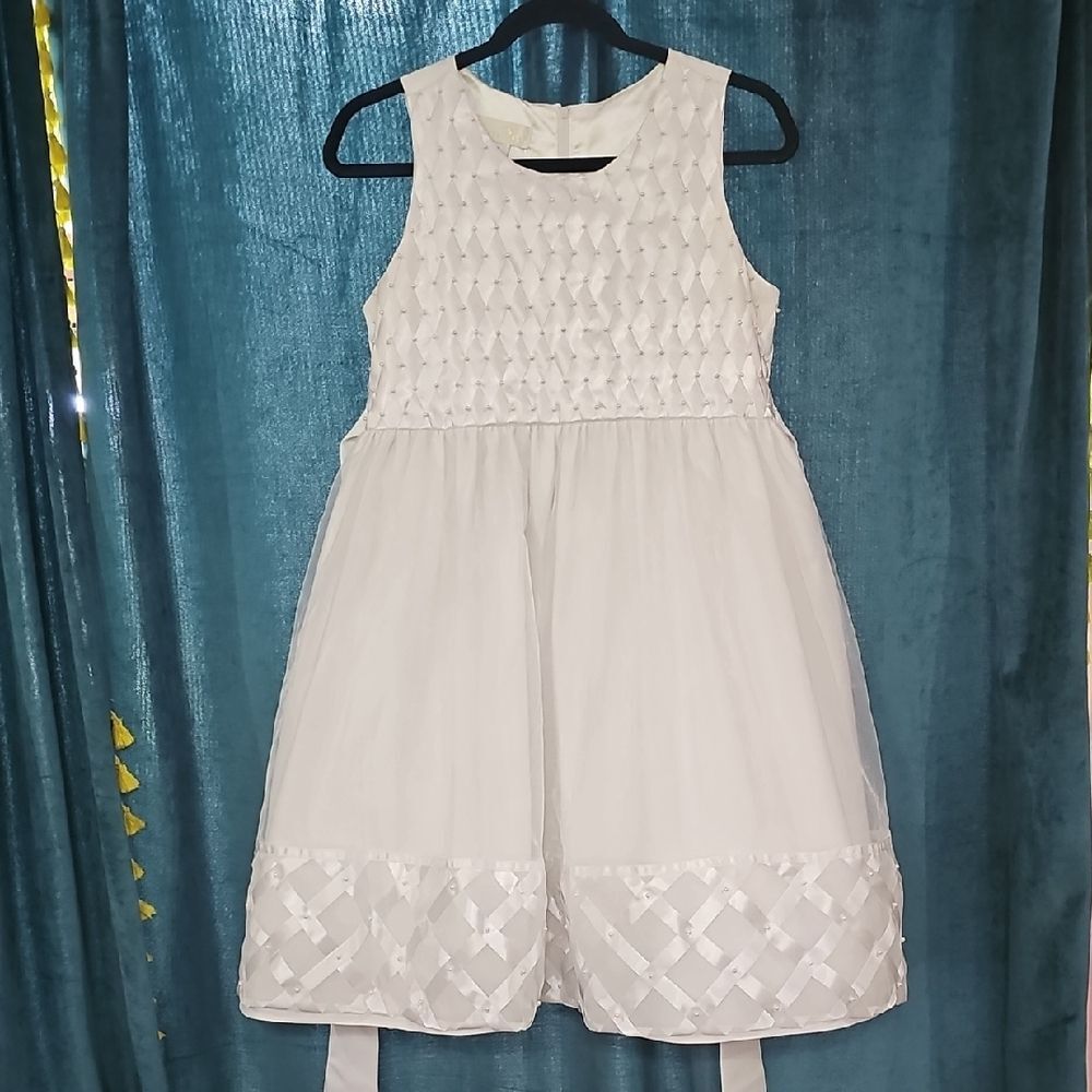 American Princess White Sleeveless Dress